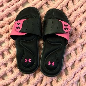 Under armour slides